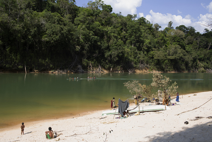 Julien Bismuth, Hiaitsiihi (production still). Courtesy of the artist and Galerie Emanuel Layr, Vienna-Rome.