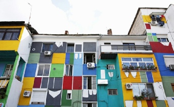 Immeuble rénové à Tirana, Albanie