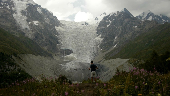 Oto Hudec, Concert for Adishi Glacier (still), 2017. HD-Video. Courtesy Gandy Gallery. 