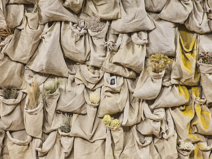 Solange Pessoa, Untitled (Version Minas-Texas), 1994–2019. Commissioned by Ballroom Marfa. Photo: Alex Marks. Courtesy of the artist, Ballroom Marfa, Mendes Wood DM, and Blum. © Solange Pessoa, Ballroom Marfa, Mendes Wood DM, Blum. 