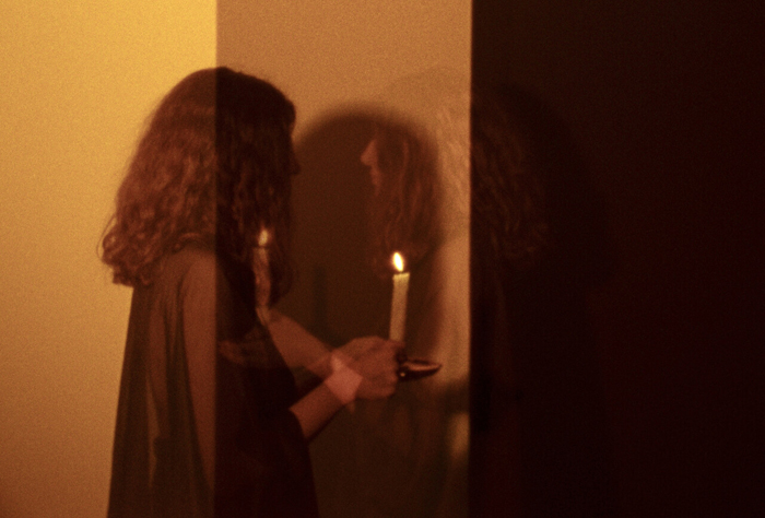 Atoosa Pour Hosseini, The Magic Circle (still), 2023. 16mm, 9 minutes. Courtesy of the artist.