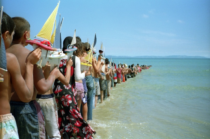 Francis Alÿs, Don’t Cross the Bridge Before you get to the River. In collaboration with Julien Devaux, Rafael Ortega, Felix Blume, Ivan Bocara, Jimena Blasquez, Roberto Rubalcava, Begoña Rey, Abbas Benhnin and the kids of Tarifa and Tangier. Strait of Gibraltar, 2008. Video and photographic documentation of an action. Photo: Roberto Rubalcava.